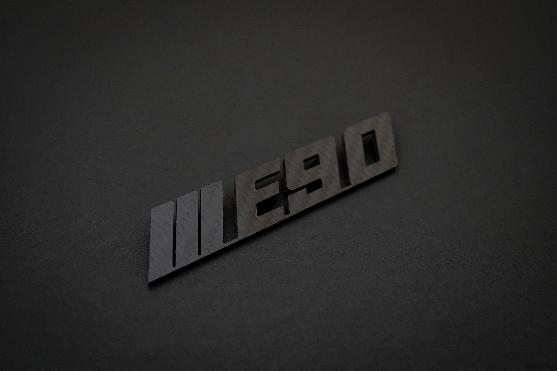 BMW Carbon Fiber E90 Emblem Gloss & Matte - iCBL