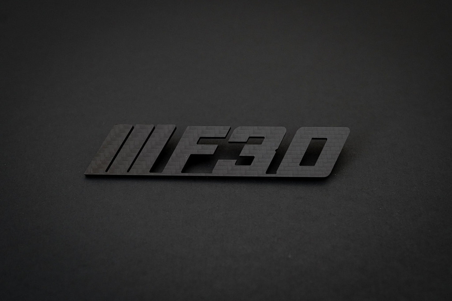 BMW Carbon Fiber E90 Emblem Gloss & Matte - iCBL