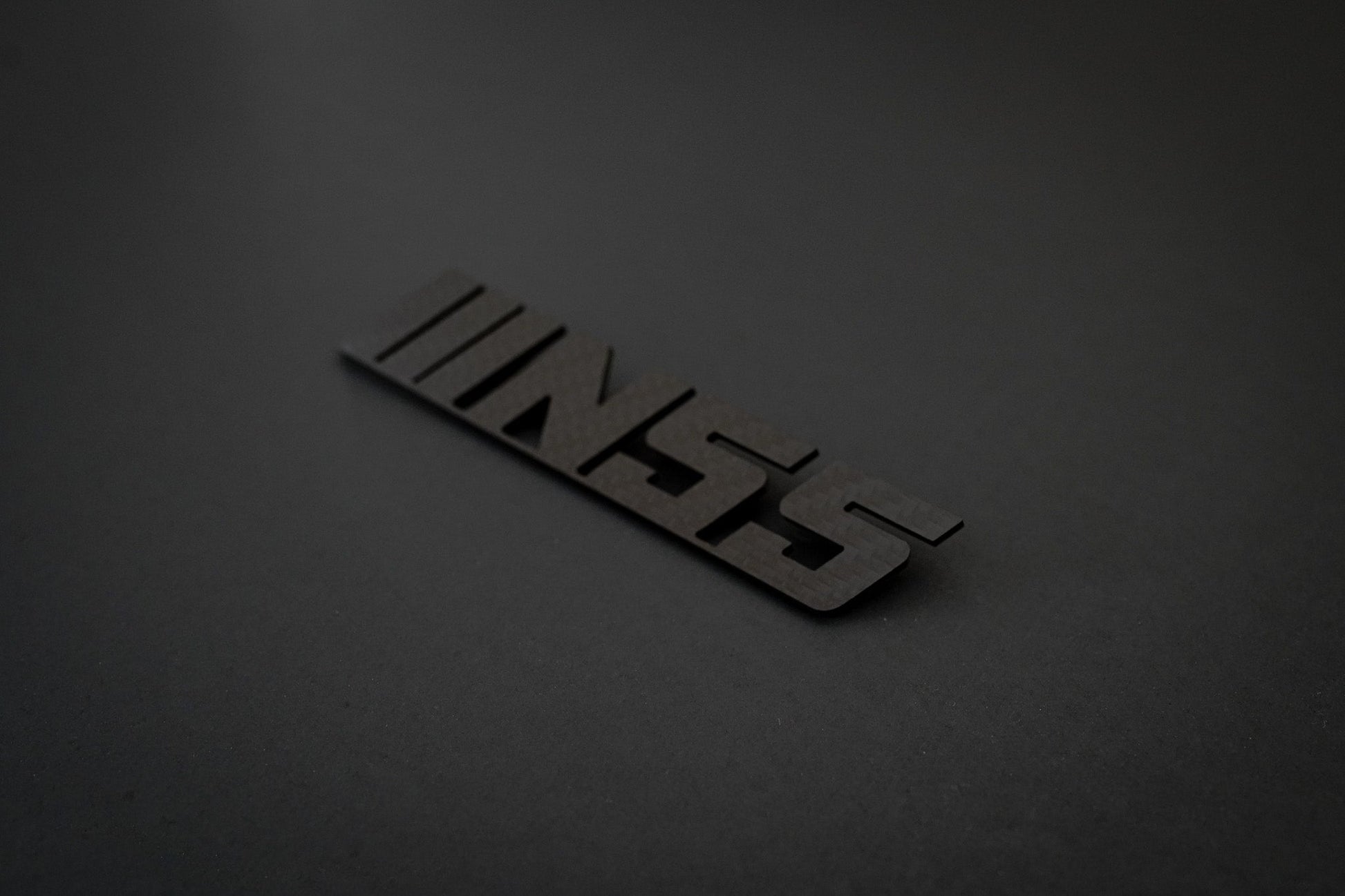 BMW Carbon Fiber E90 Emblem Gloss & Matte - iCBL