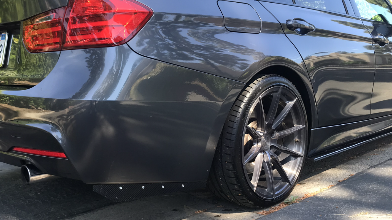BMW Carbon Fiber Rear Bumper Splitter Extensions Gloss Wet (Rivets) - iCBL