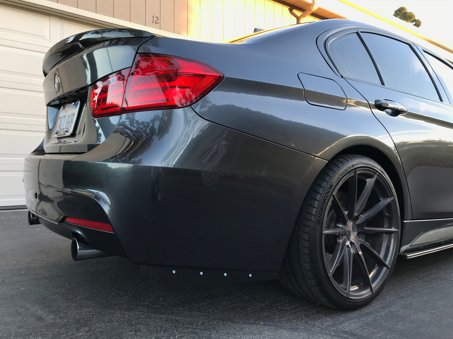 BMW Carbon Fiber Rear Bumper Splitter Extensions Gloss Wet (Rivets) - iCBL