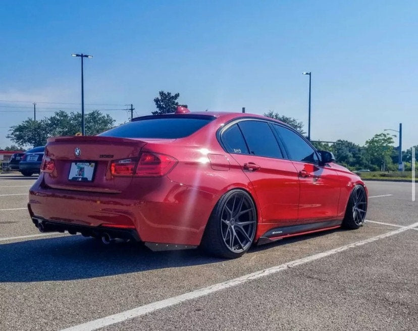 BMW Carbon Fiber Rear Bumper Splitter Extensions Gloss Wet (Rivets) - iCBL
