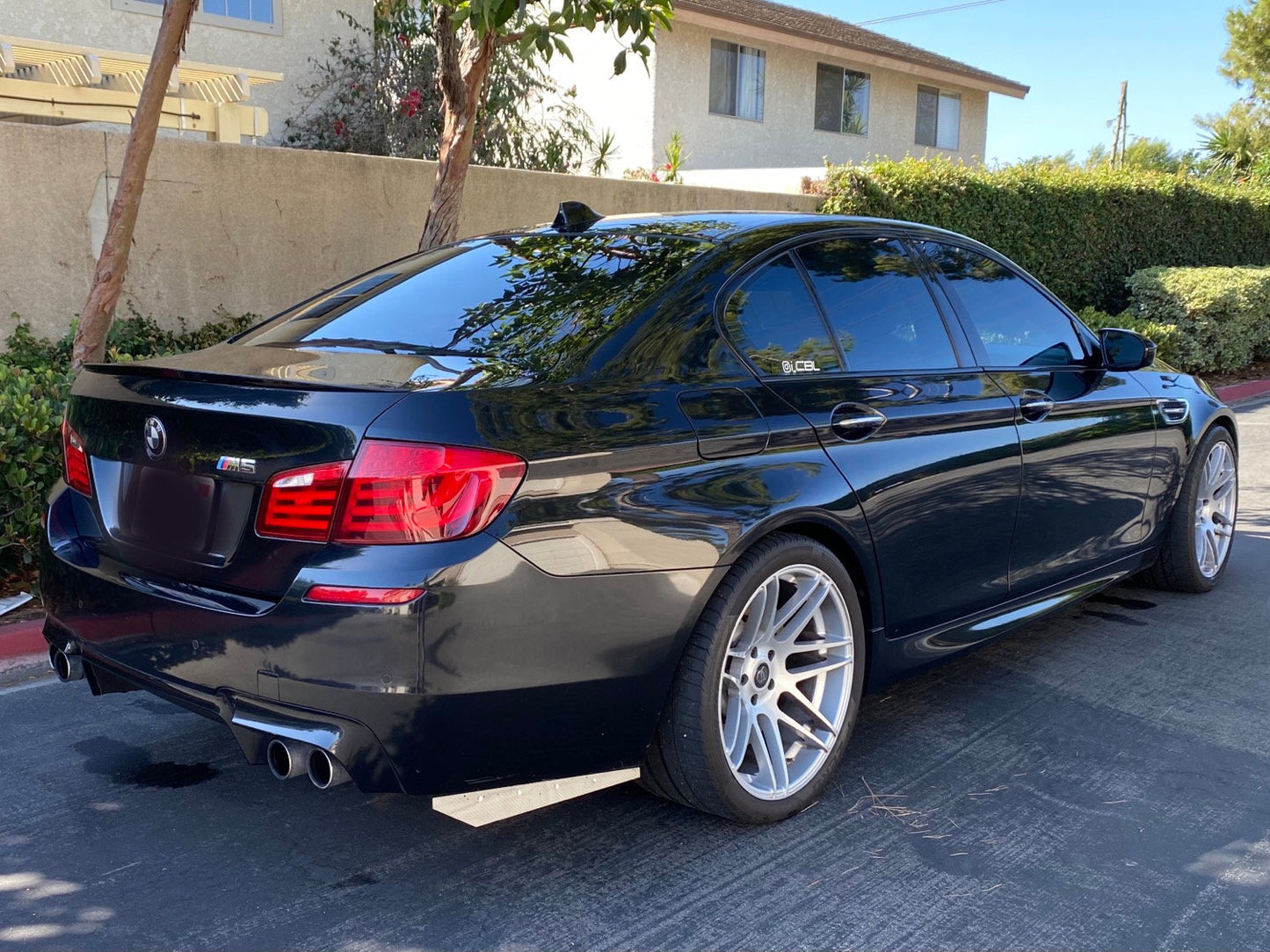BMW Carbon Fiber Rear Bumper Splitter Extensions Gloss Wet (Rivets) - iCBL