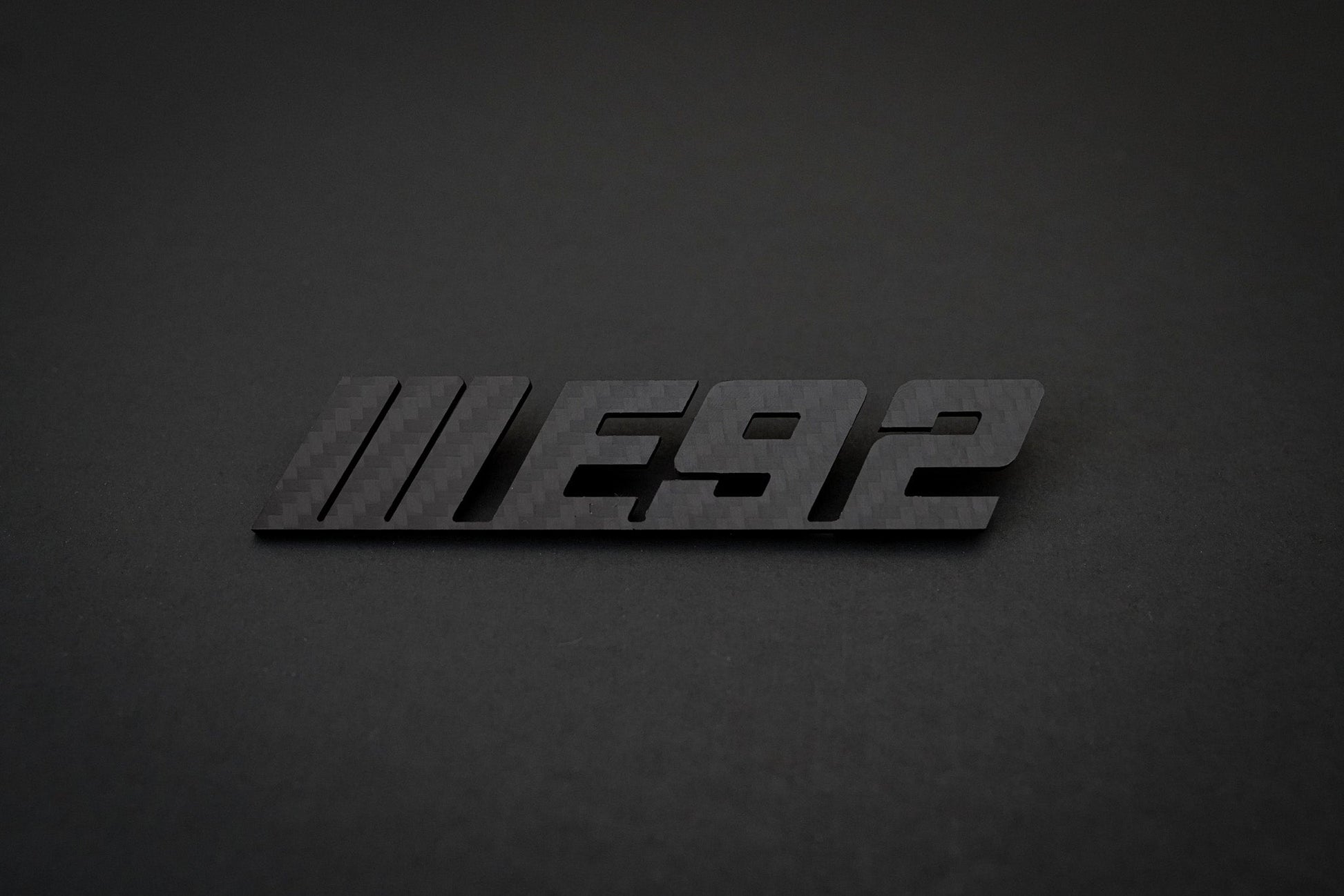 BMW Carbon Fiber E90 Emblem Gloss & Matte - iCBL